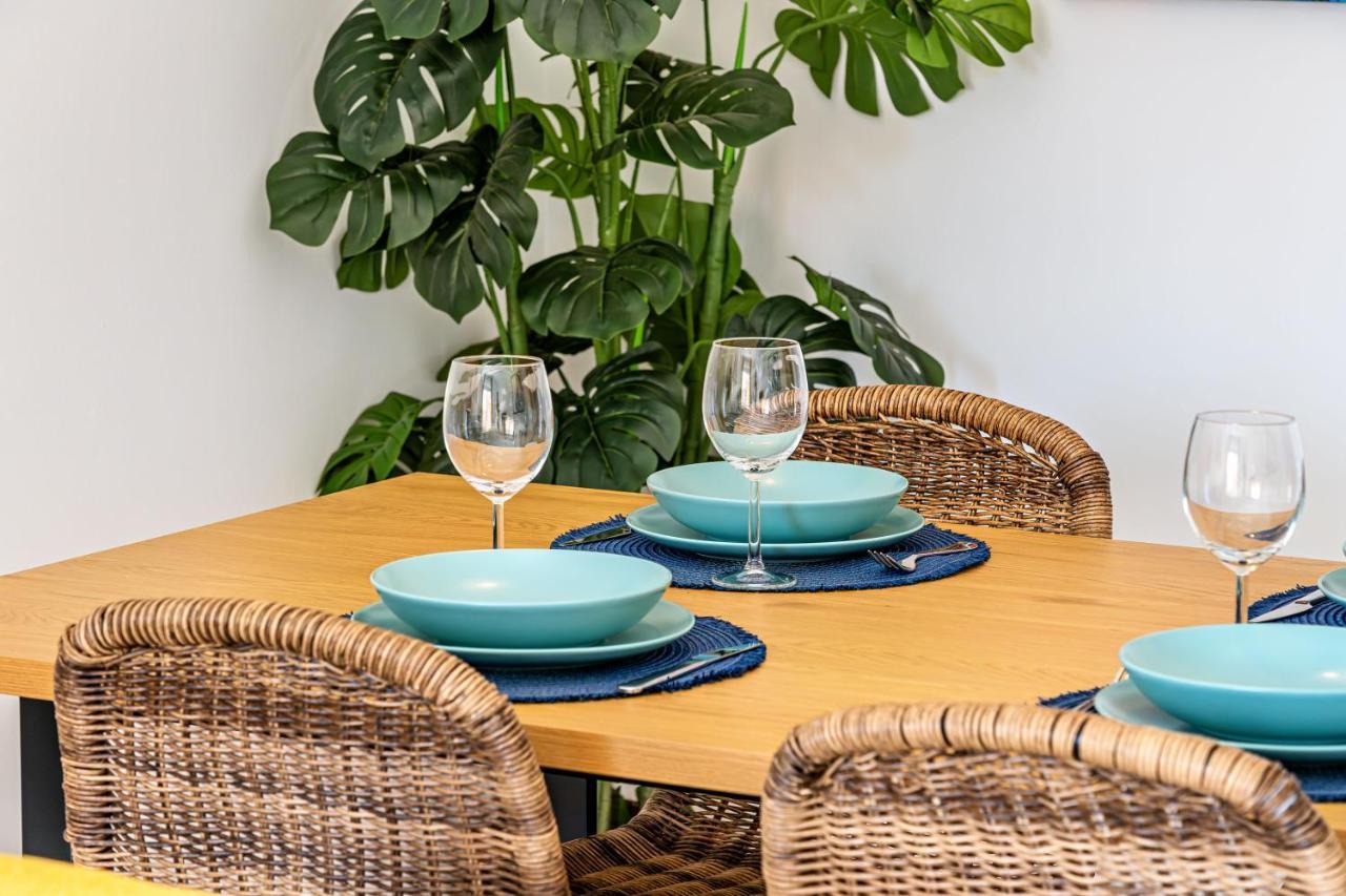 Heart Location & Parking Apartment Малага Екстериор снимка